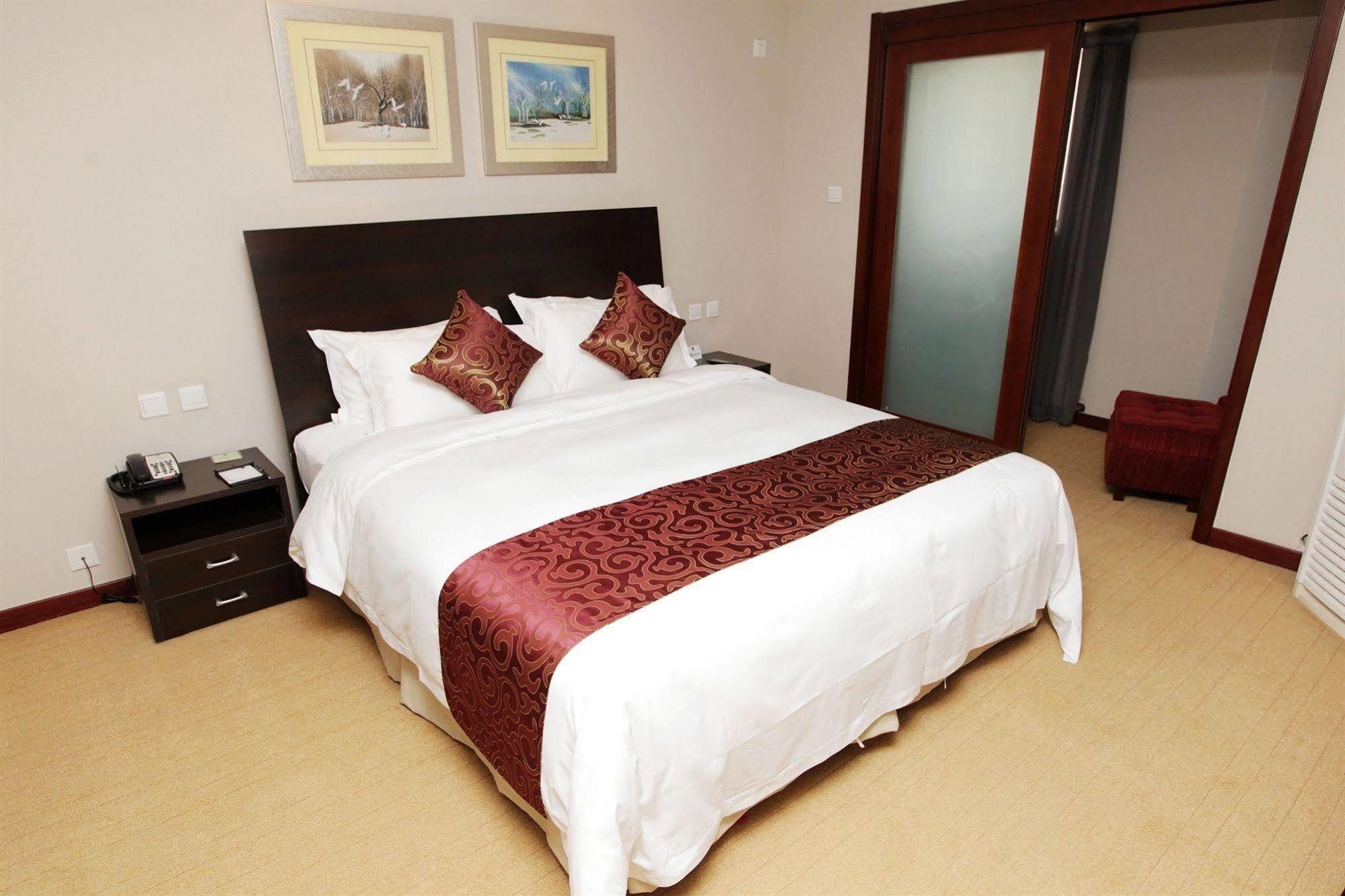 Comfort Suite Peking Exteriör bild
